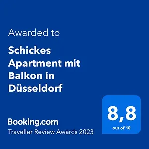 Schickes Mit Balkon In Apartment